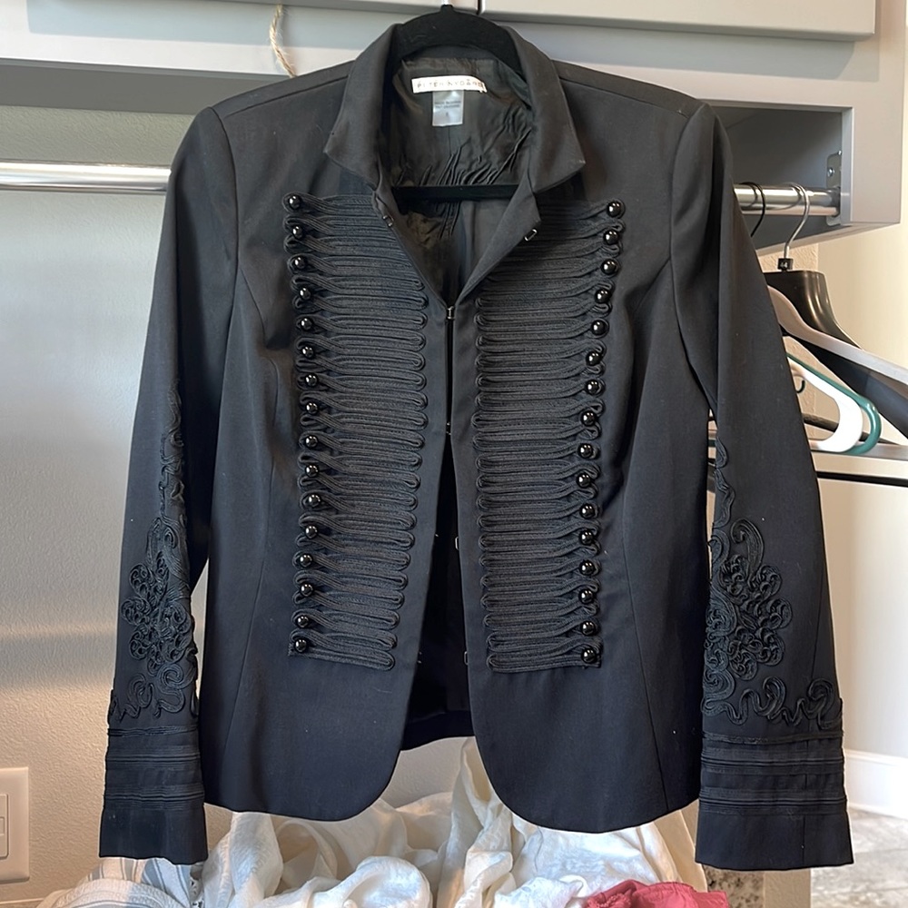 Peter Nygard Ladies Military Style Blazer 8 Beautiful Trim Like New!